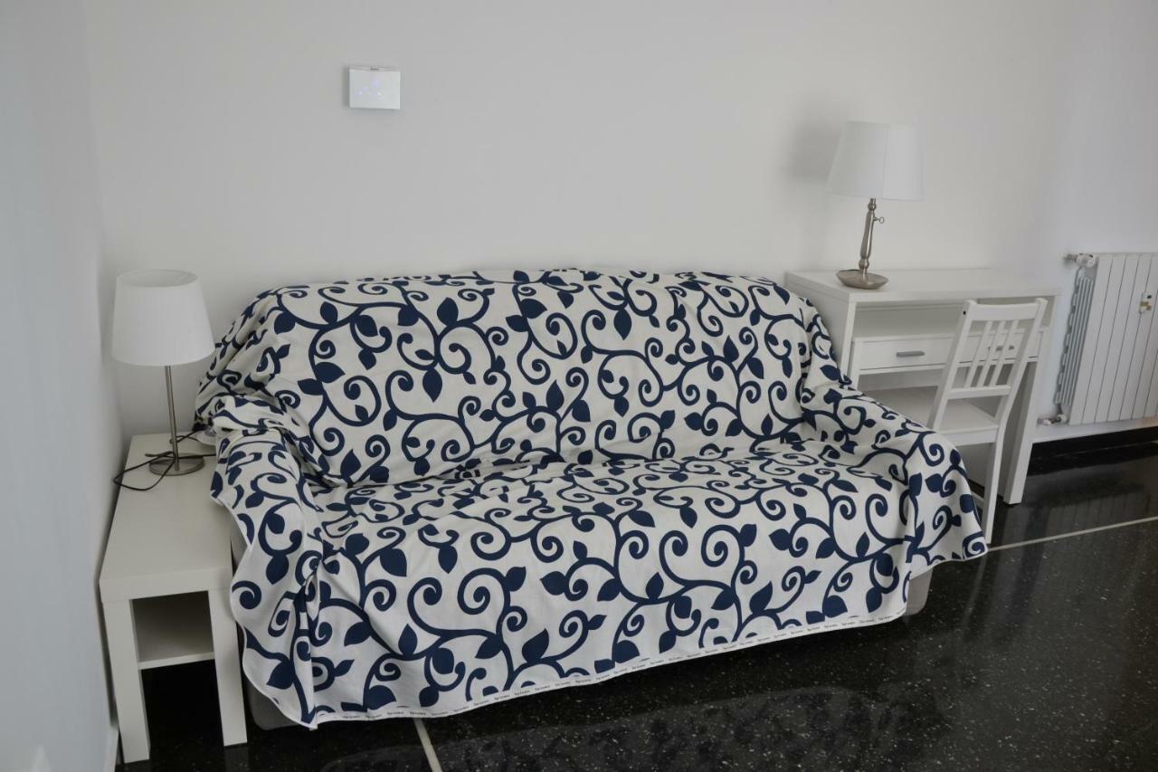 Il Nido Di Quarto Con Park Auto Macchine Piccole Segmento B Genua Buitenkant foto